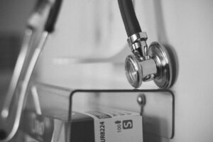 酵素と青汁を病院での食事と併用するメリットは？